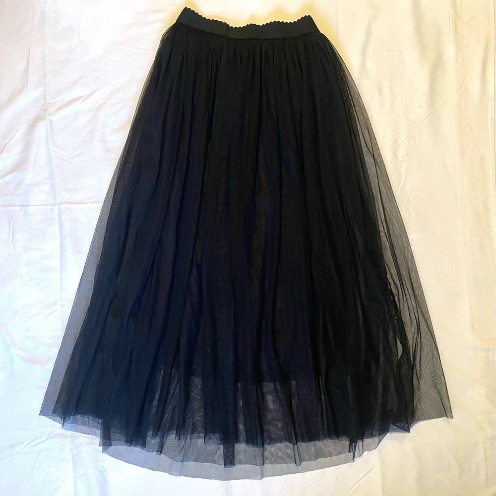 Black Tulle Midi Skirt Flowy Chic Whimsigoth Scalloped Elastic Waistband Small